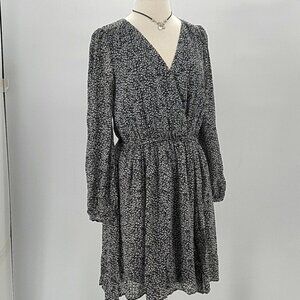 Maeve Carolyn Blk & White  Surplice Dress Size Medium NWT